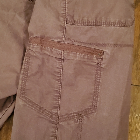 Lee Relaxed Fit 1889 Woman's Capri Pants Size M - Picture 4 of 9